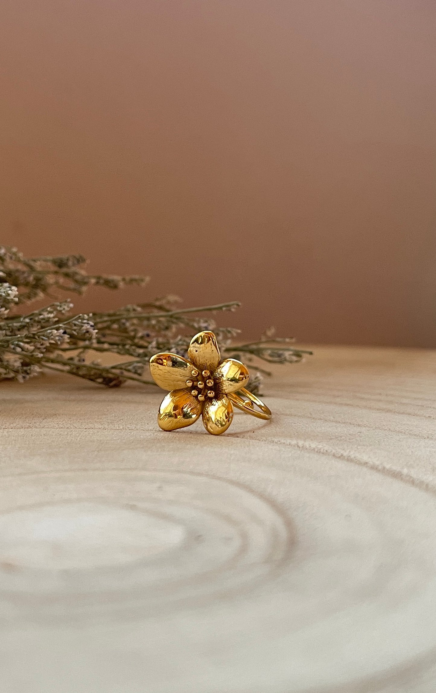 Vintage Gold Rustic Flower Ring