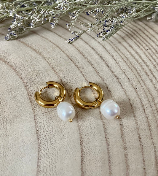 Freshwater Pearl Continuous Hoops