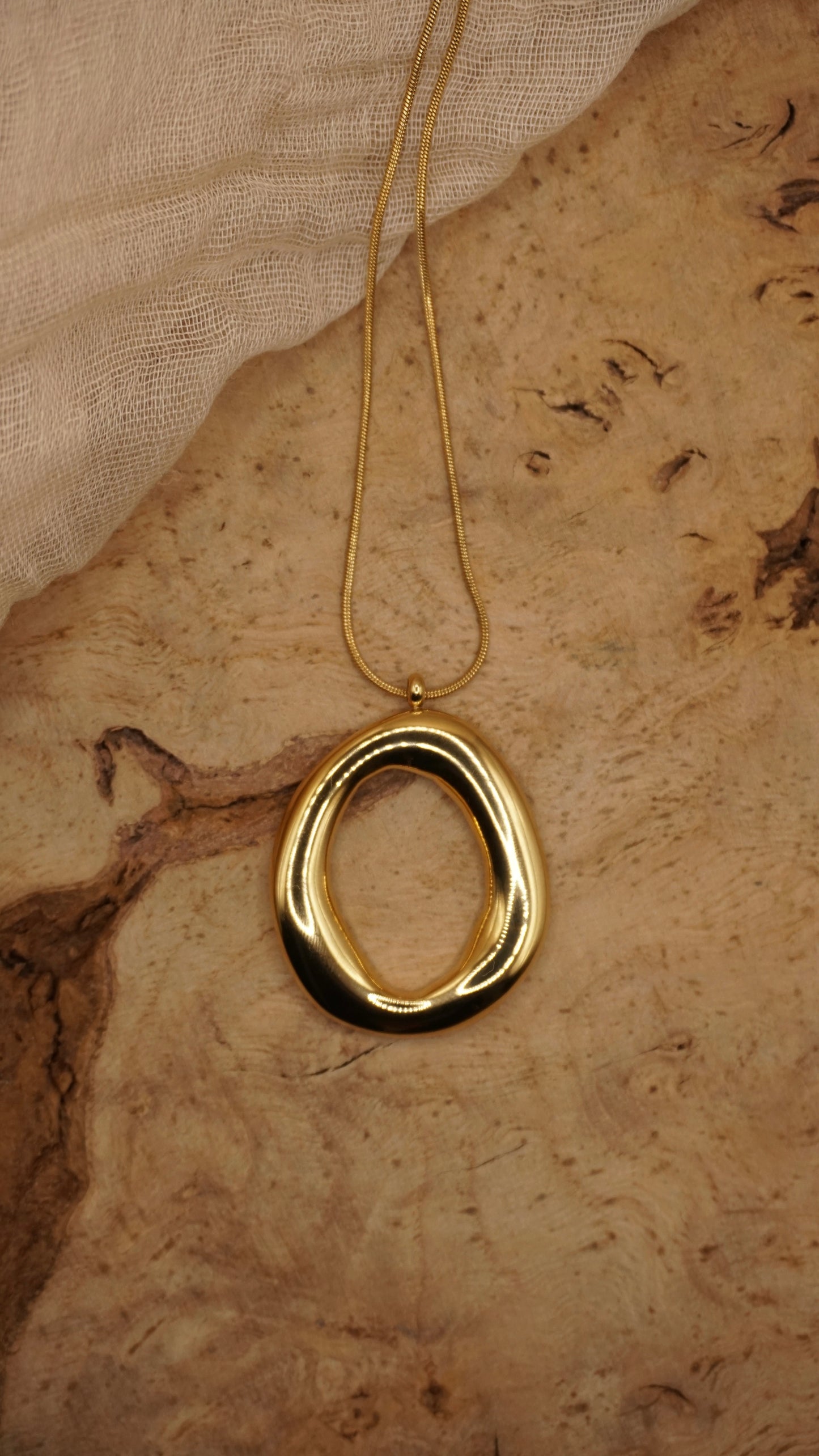 Magnolia Necklace