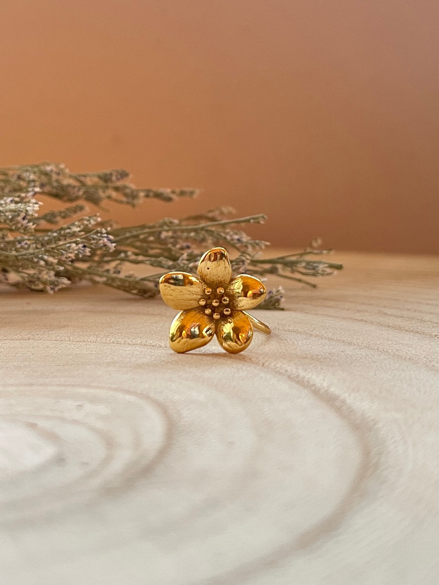 Vintage Gold Rustic Flower Ring