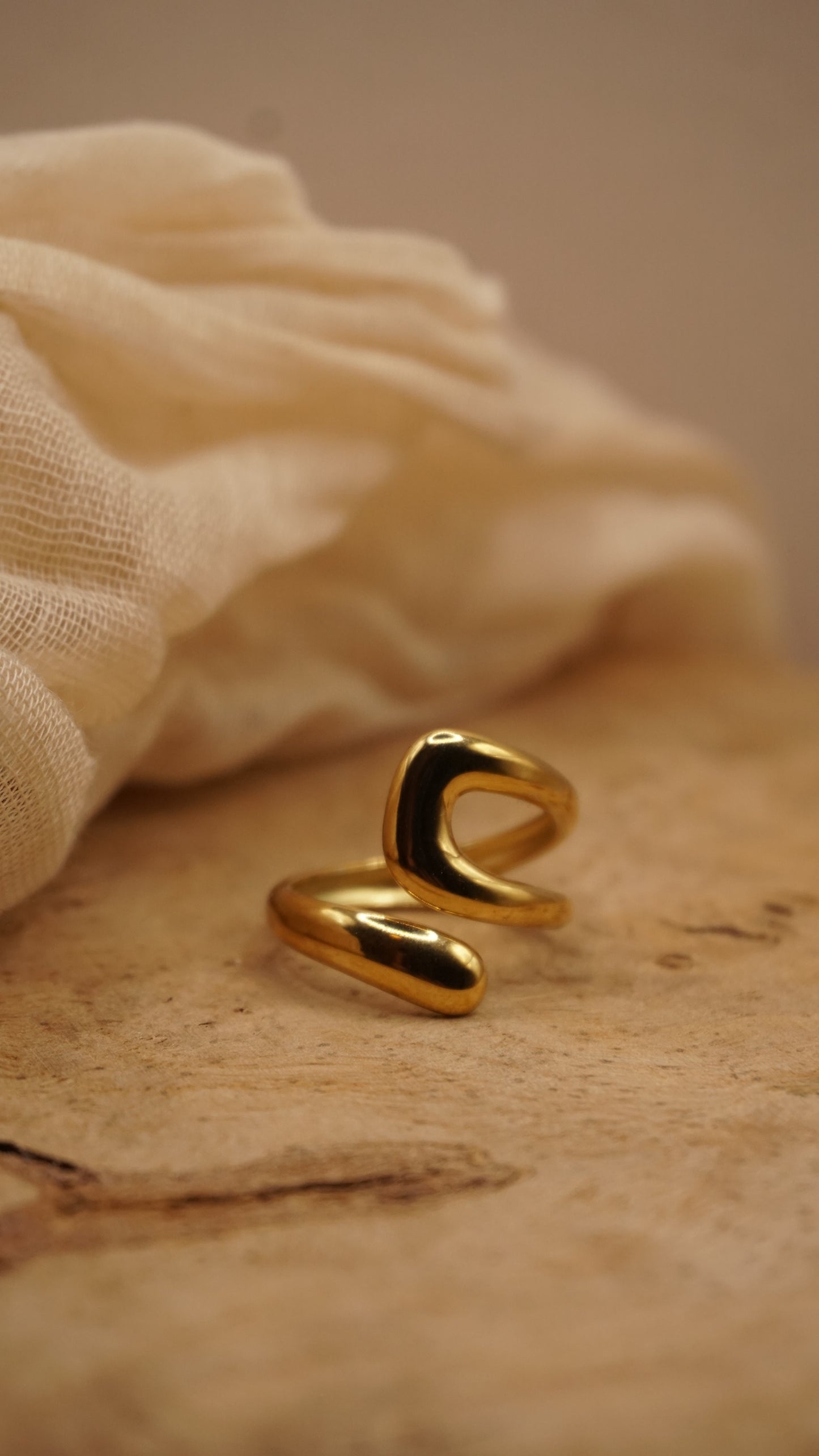 Lilli Ring