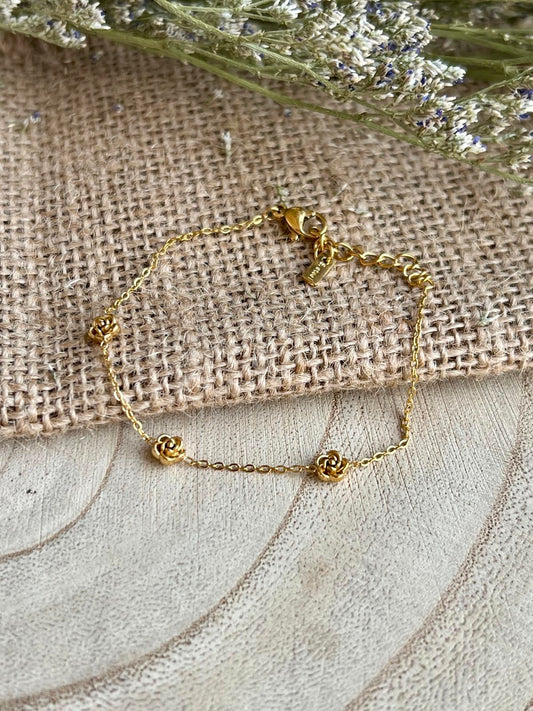 Dainty Rose Bracelet
