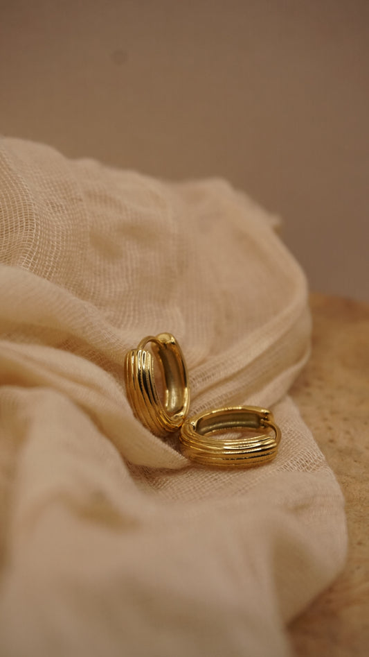 Ribbed Hoops