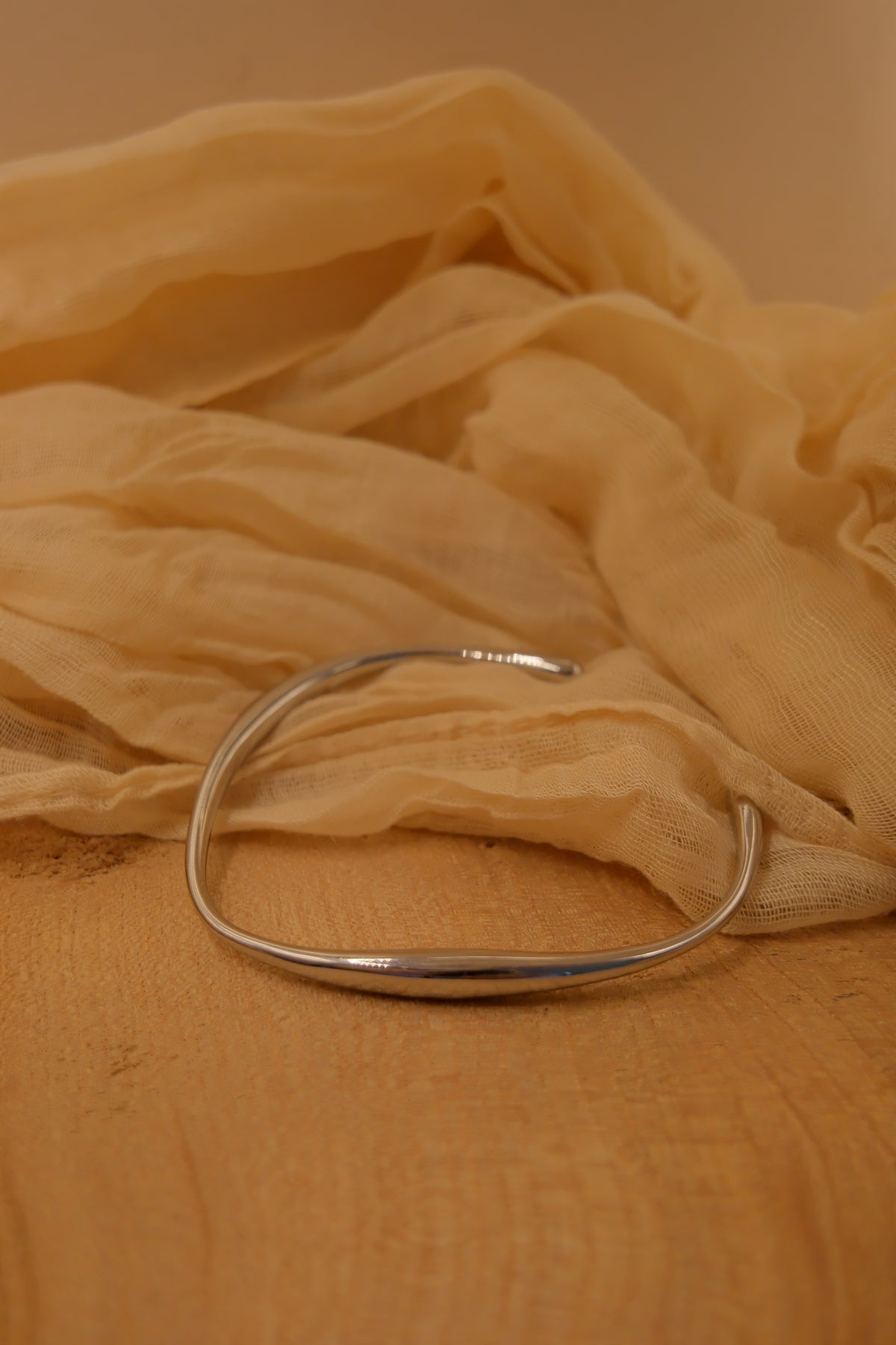 Silver: Wave Bangle