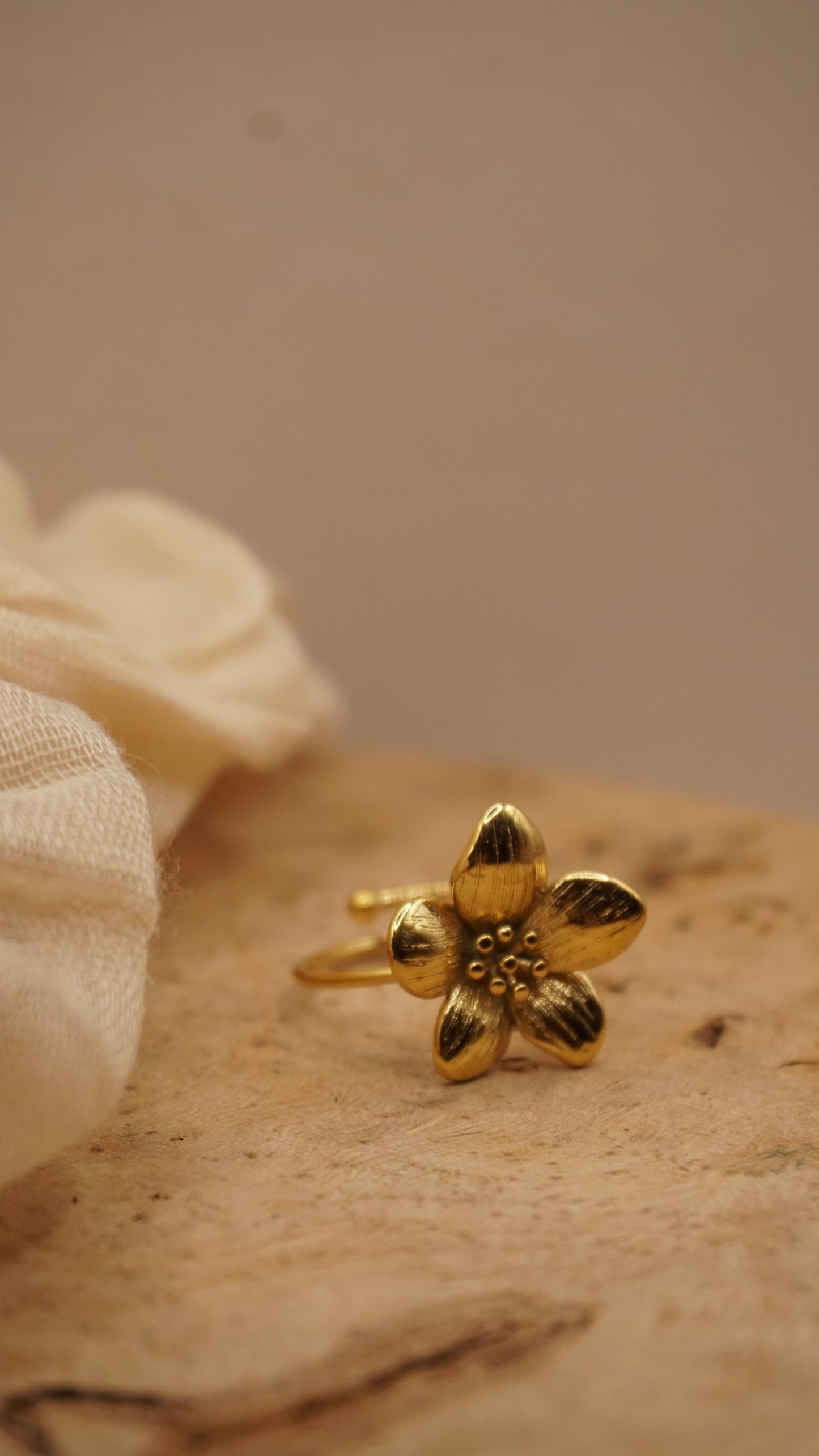 Flora Ring