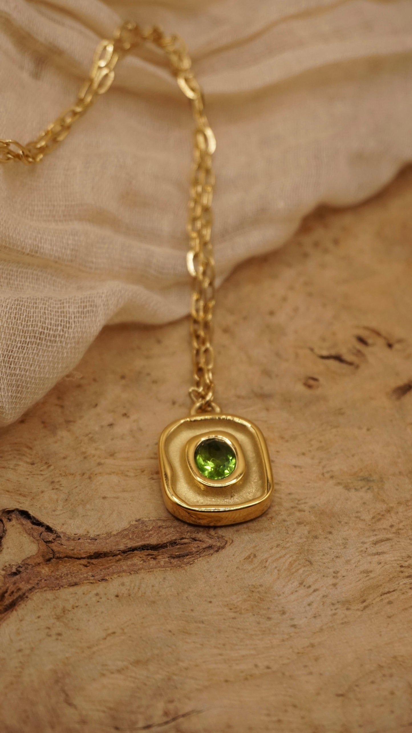 Camellia Necklace