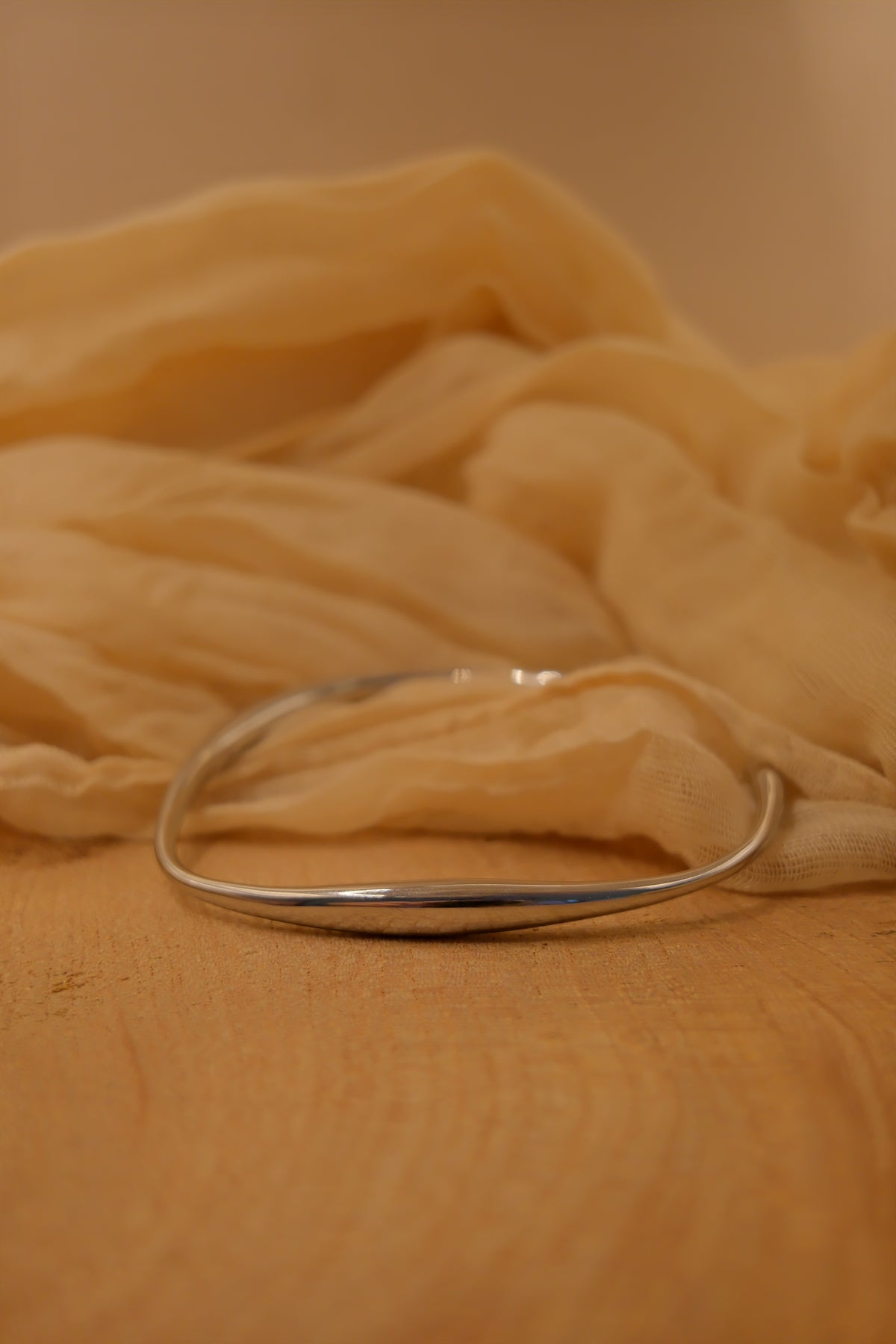 Silver: Wave Bangle
