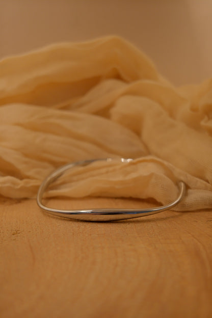 Silver: Wave Bangle