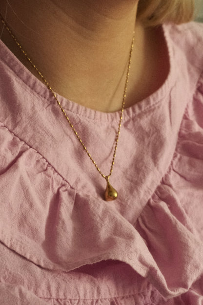 Elara Necklace