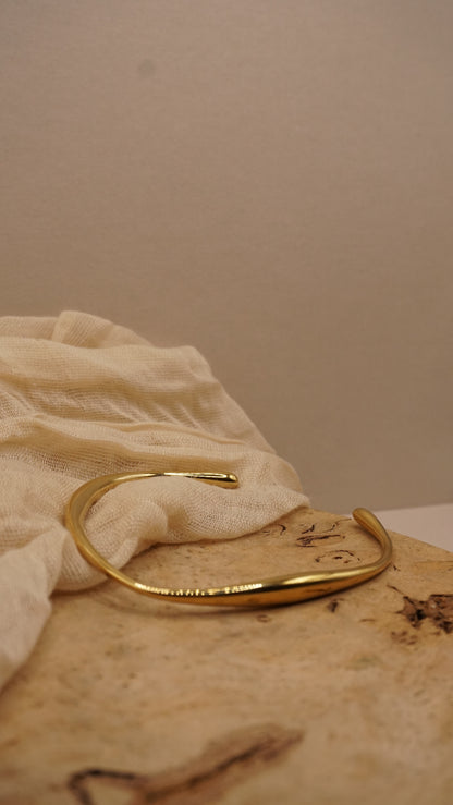 Wave Bangle