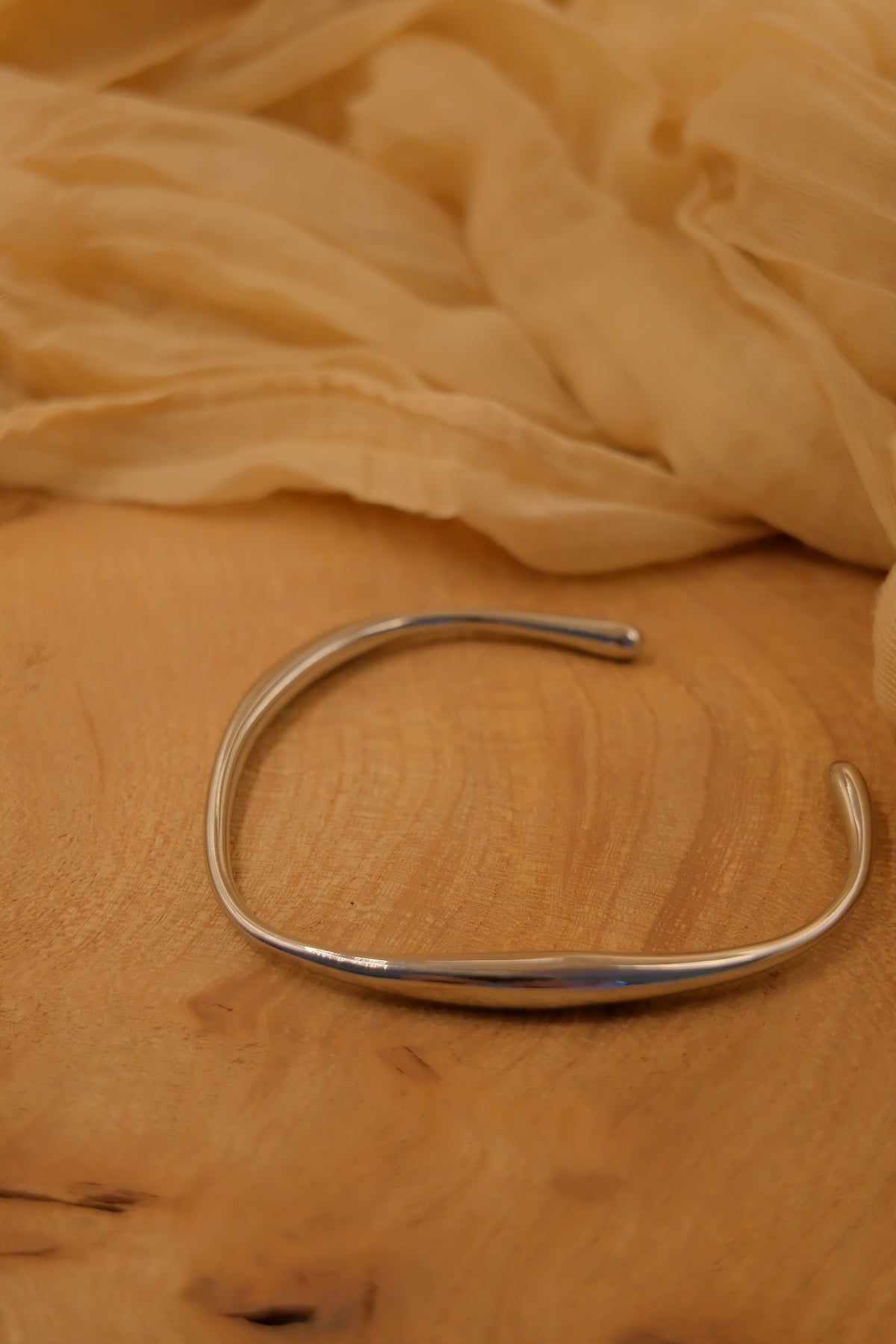 Silver: Wave Bangle