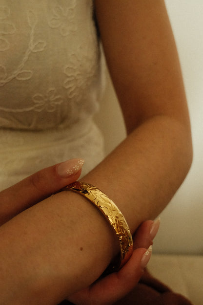 Flora Bangle