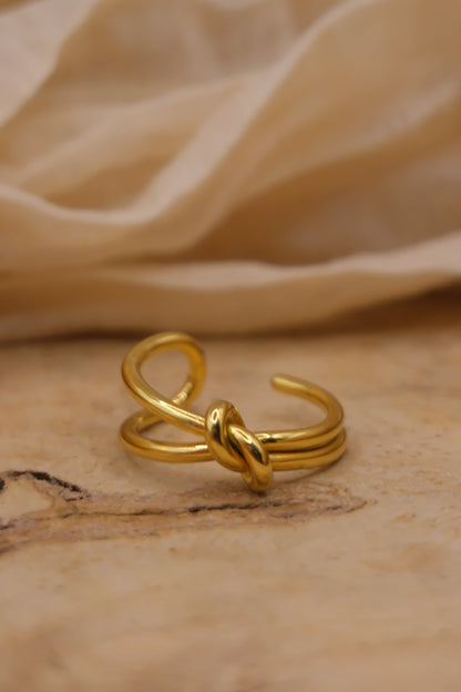 Knot Ring