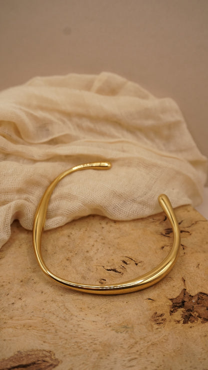 Wave Bangle