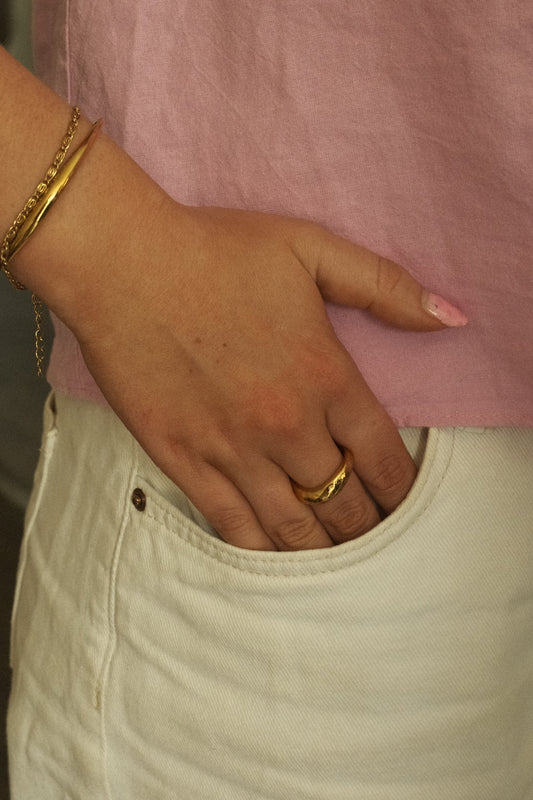 Dot Ring